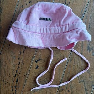 Light pink jacquemus bucket hat, cotton